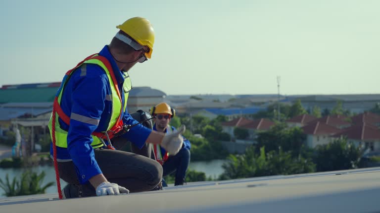 Best Roof Maintenance and Cleaning  in Merlin, OR